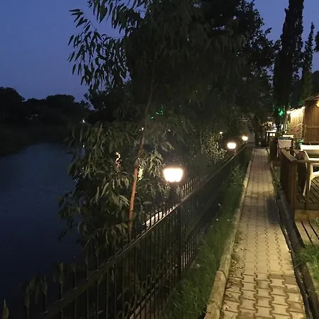Lemonpark House アンタルヤ